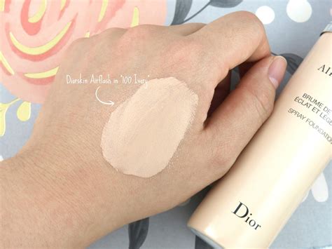 Swatches: Dior Diorskin Airflash Spray Foundation 